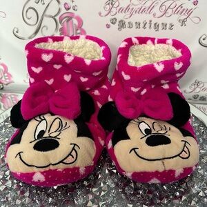 Disney slippers Minnie Mouse booties soft Sherpa fleece bow tie ribbon 🎀 cute